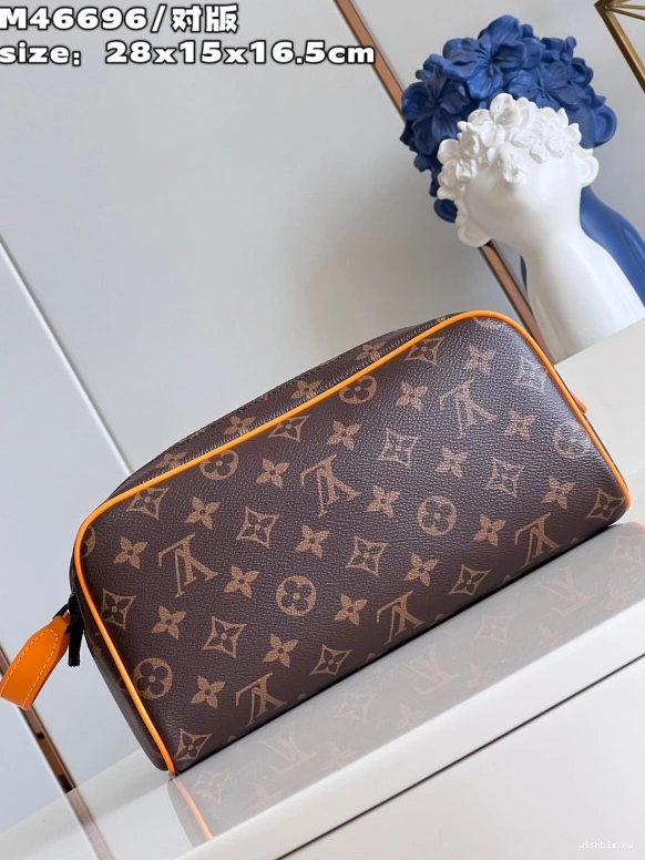WIS DOPP POUCH KIT VUITTON LOUIS TOILET 0207